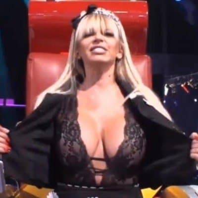 Click to view full size Famous Serbian singer Dara