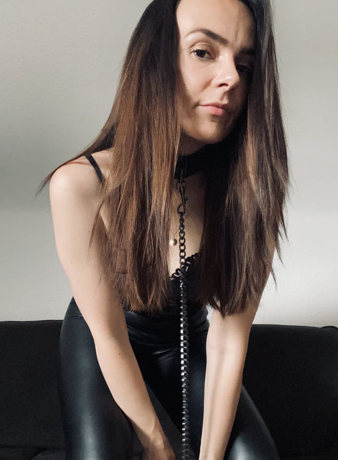 Click to view full size Notgeile luder Simone K. ??