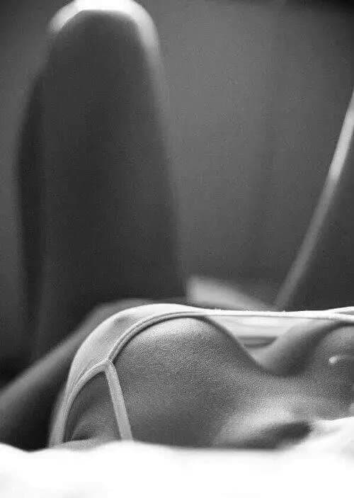 Click to view full size B&W Erotic Art