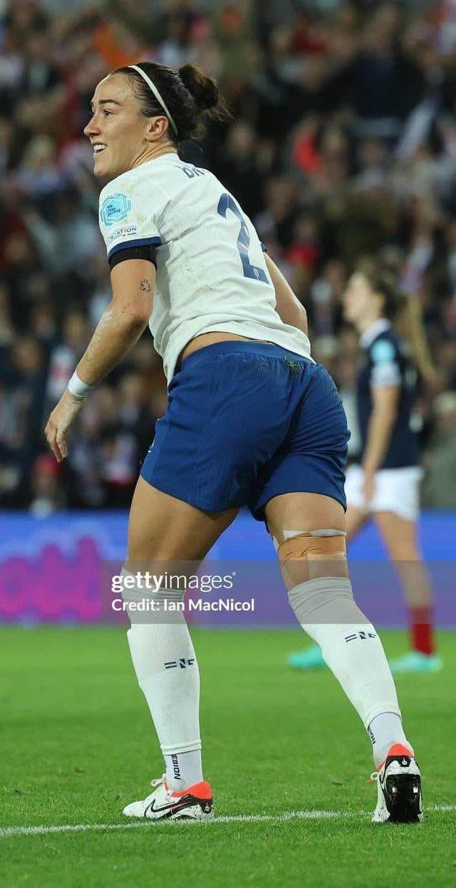 Click to view full size Lucy Bronze