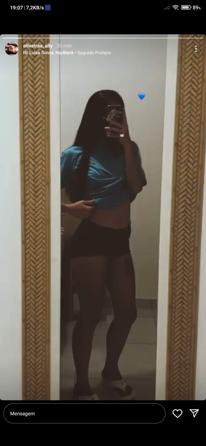 Click to view full size Um vez puta sempre puta