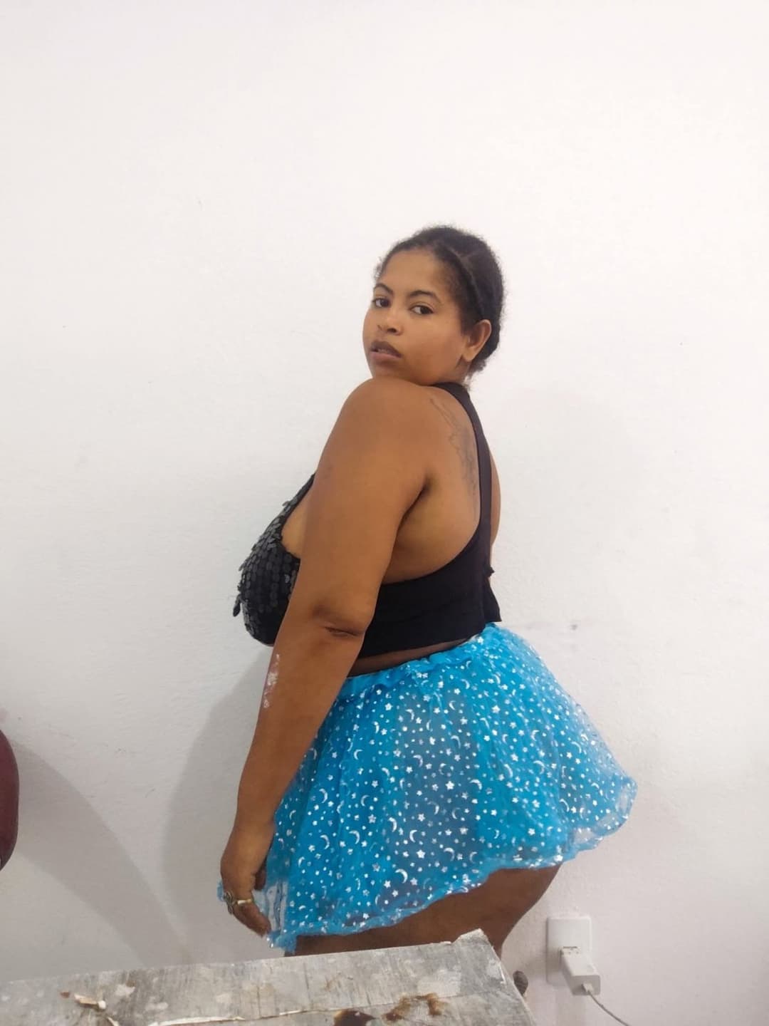 Click to view full size Gordinha tarada e safada