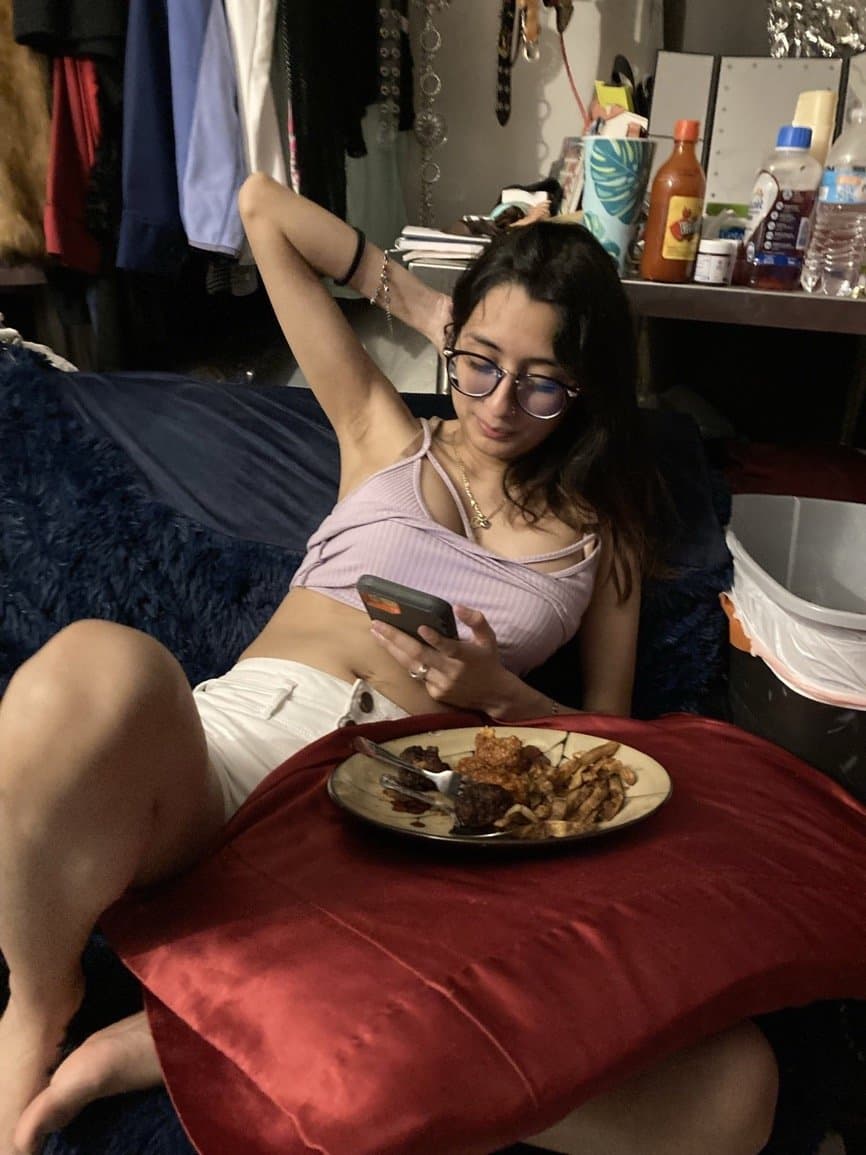 Click to view full size NRI Rich Horny Beautiful Naughty Wife Homemade Full Nude Dress Strip