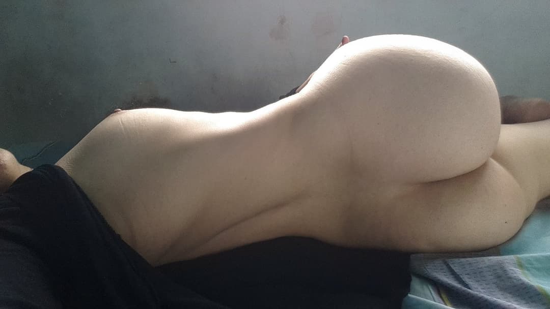 Click to view full size La reina de mis pajas❤️