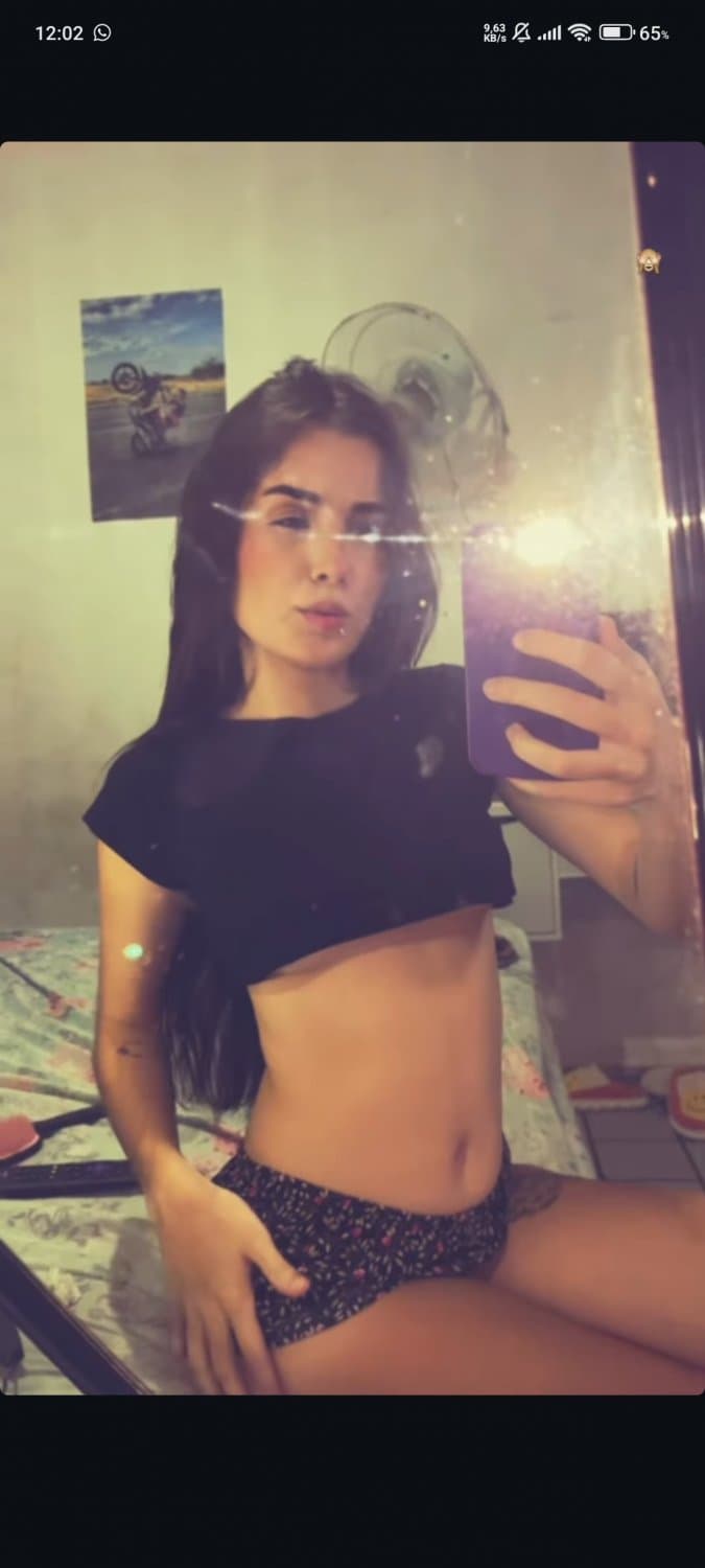 Click to view full size Um vez puta sempre puta