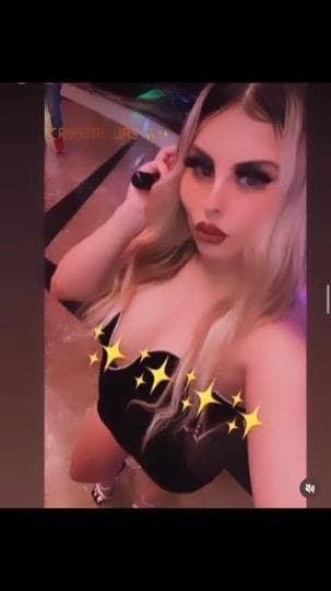 Click to view full size 25 year old Crystal escort in Orange County