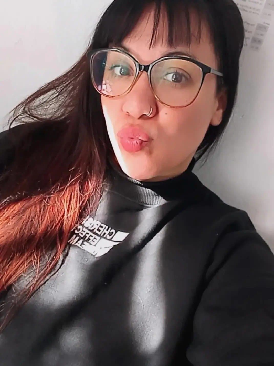 Click to view full size Linda cara para llenar de leche (tiene cara de mamadora)??