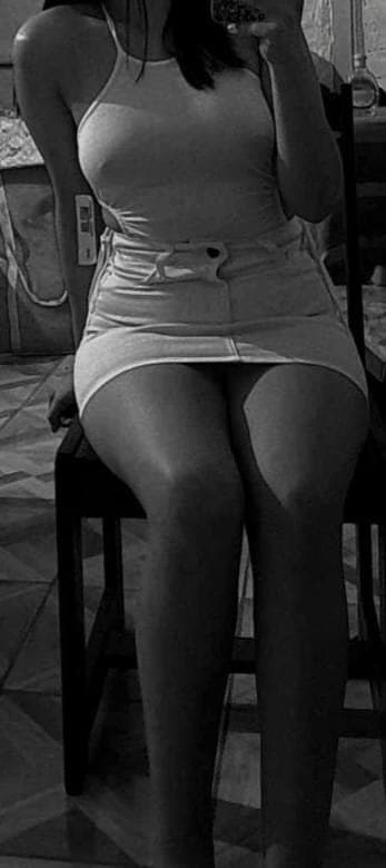 Click to view full size Lindas18??