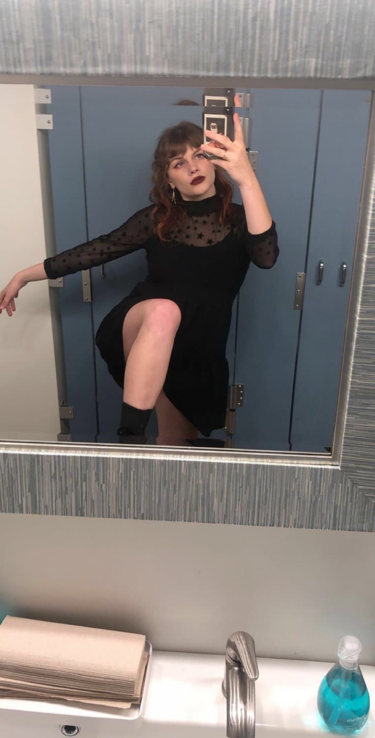 Click to view full size Fat Breasted Alt Girl