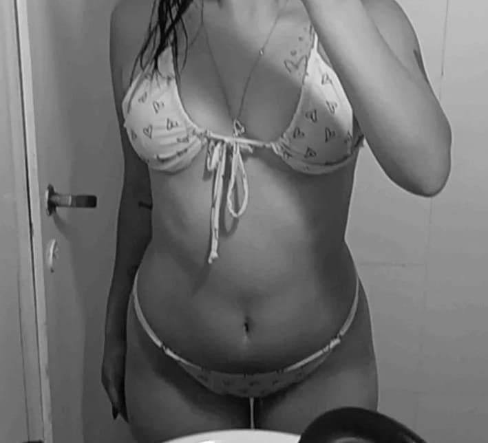 Click to view full size Lindas18??