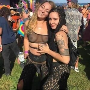 Click to view full size Gorgeous Rich HS Teen Bimbo Thought Nobody Would See Her Porn