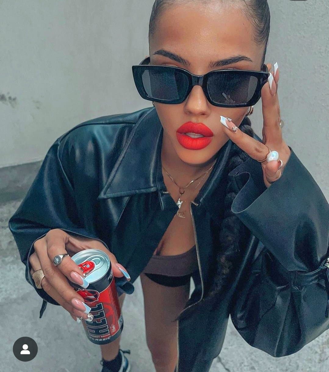 Click to view full size Bulgarian Celebrity Dara