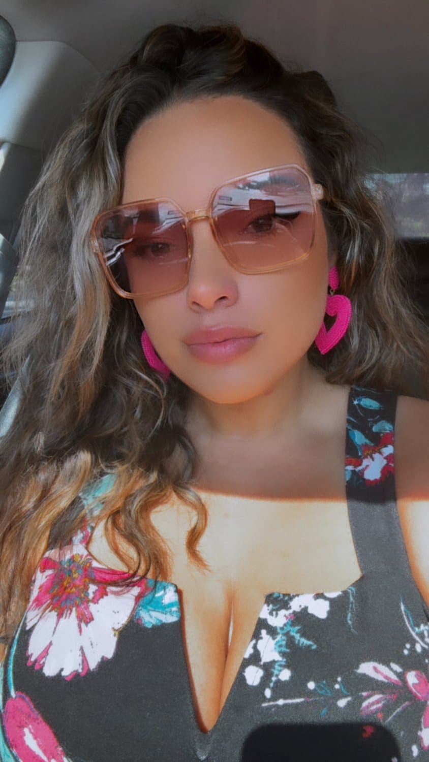 Click to view full size Moe has a strangle hold on me ? (NN)