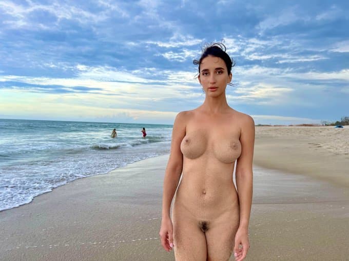 Click to view full size Sweet Buttocks