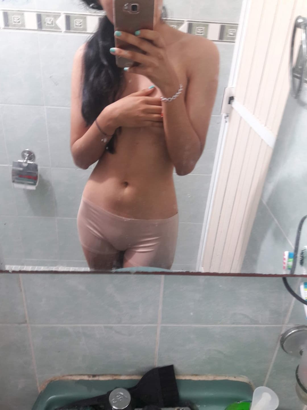 Click to view full size 18yo latina sucking a big cock and getting fucked