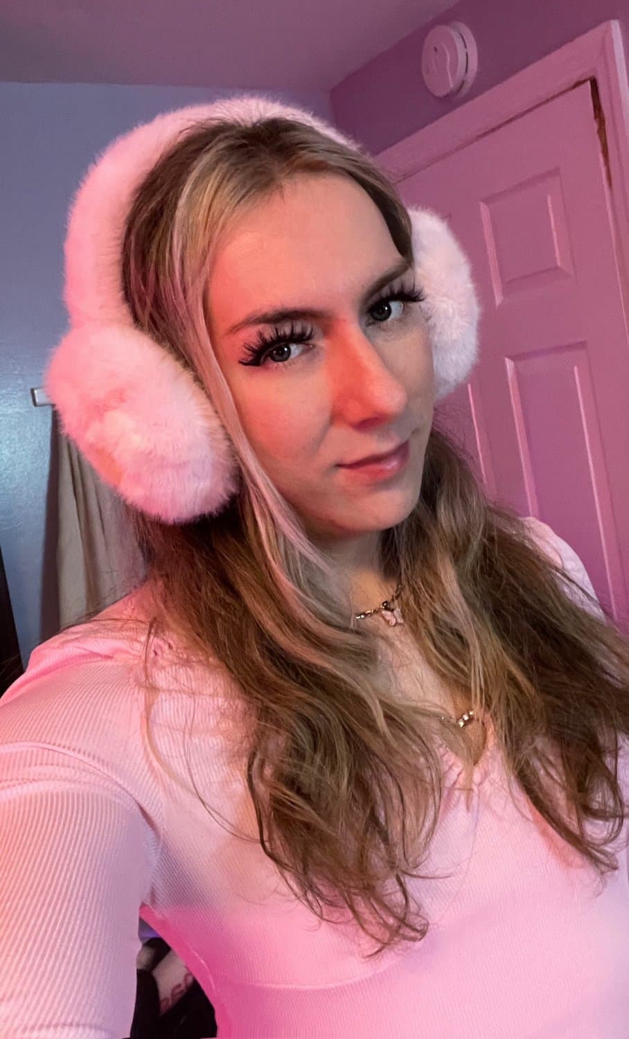 Click to view full size Sexy Sissy Slut - Jessica Winters