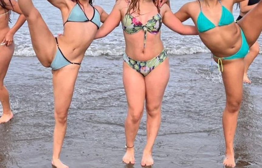 Click to view full size Lindas18??