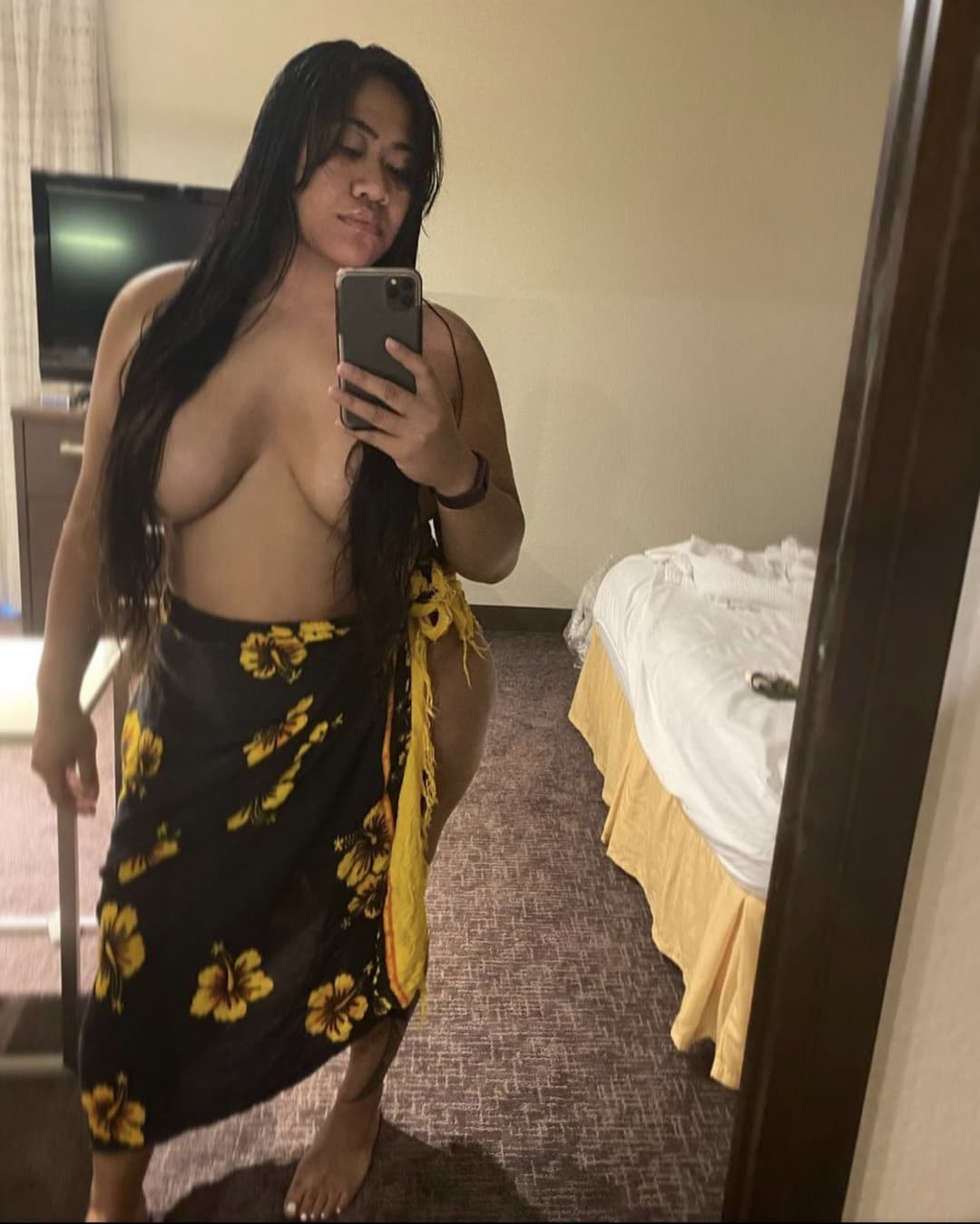 Click to view full size Pacific Islander huge fat ass