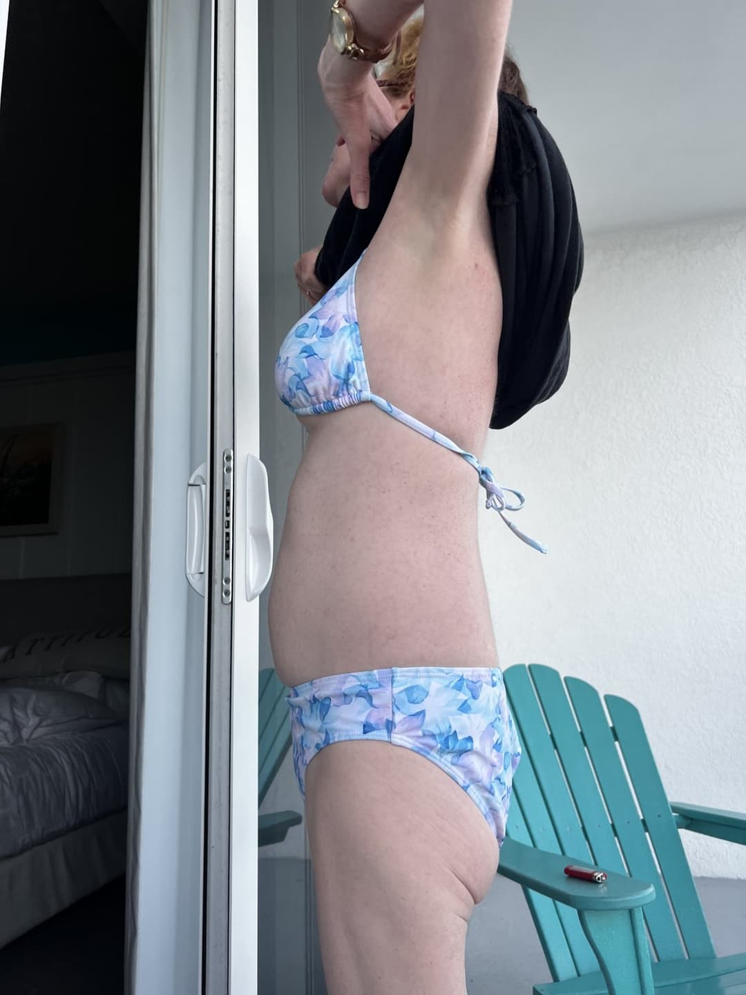 Click to view full size Red Head slut Amanda on Vacation