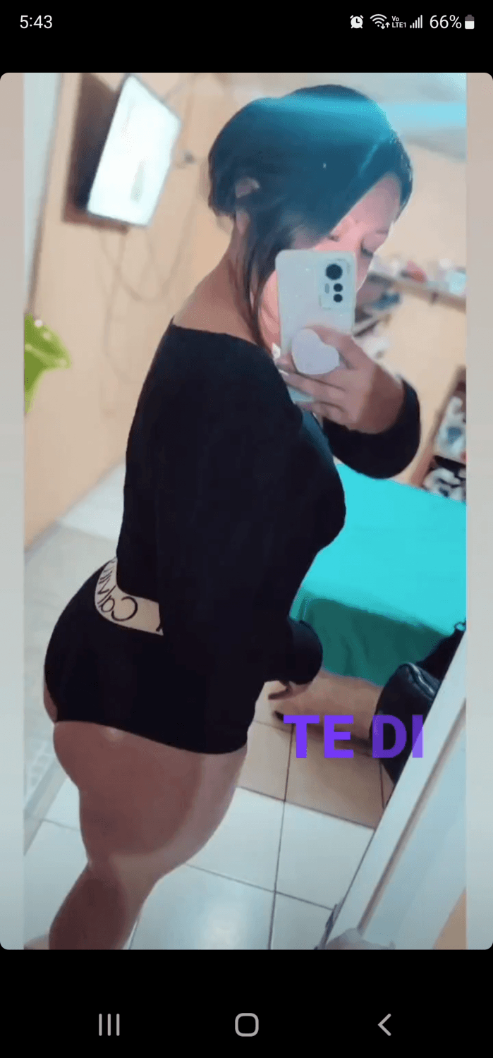 Click to view full size https://www.instagram.com/nicol.s.b/ - https://www.instagram.com/nicollovestar/