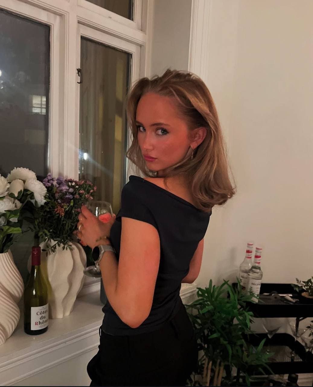 Click to view full size Sexy slut Tiril from Norway TikTok: cre4ture_