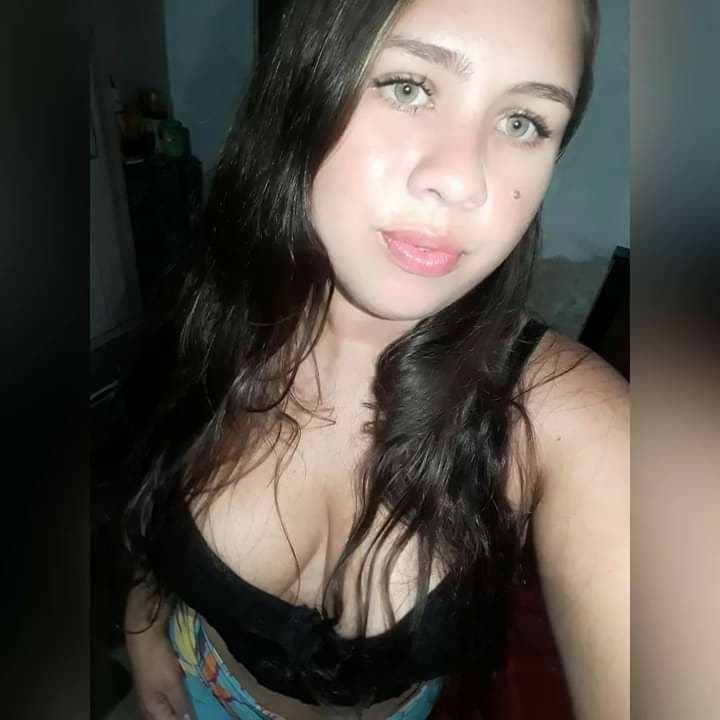 Click to view full size Eduarda - mano vazou a cavala (bonus)