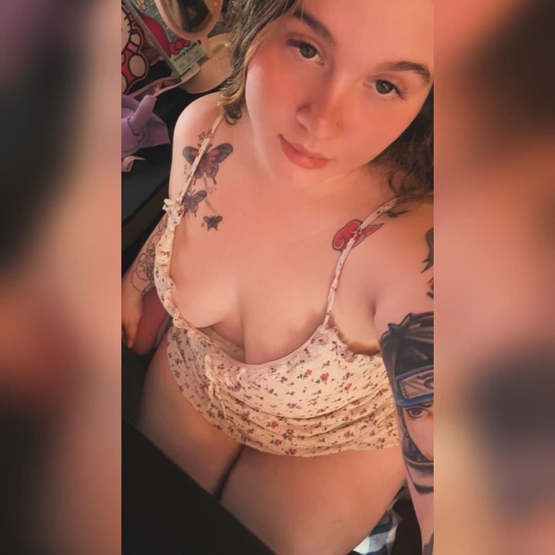 Click to view full size Mainly BBWs and a few pregnant clips enjoy