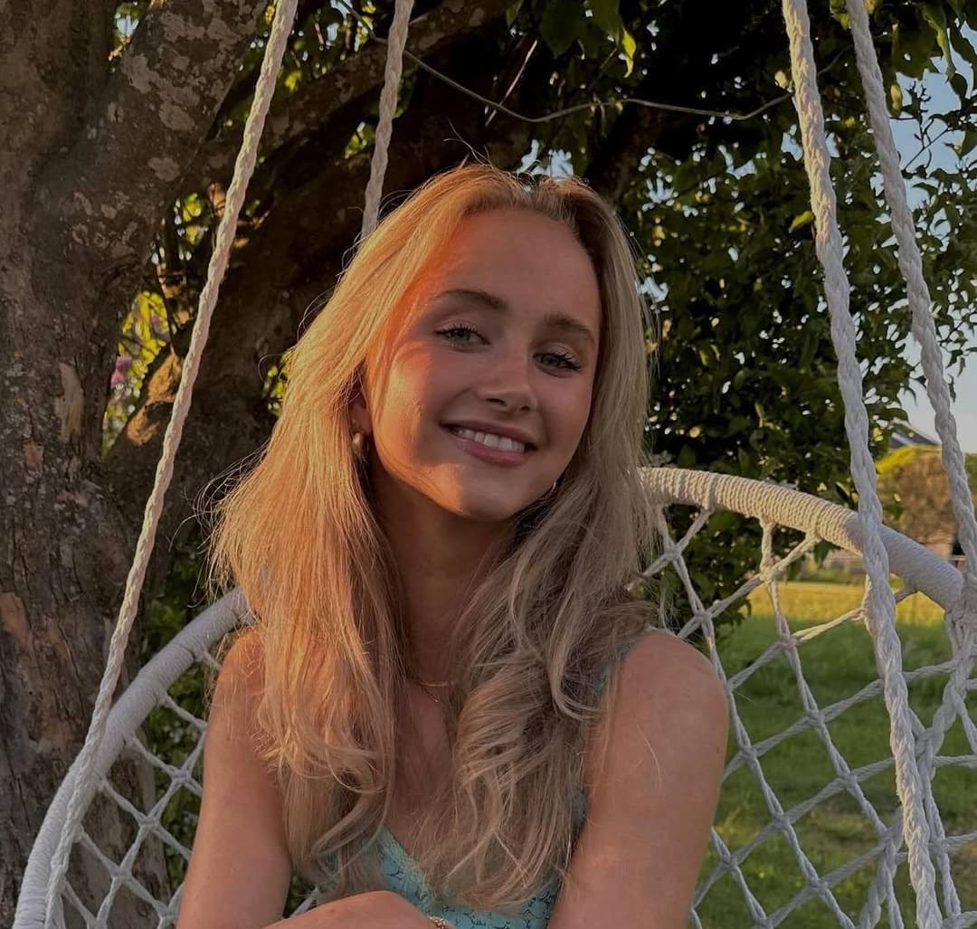 Click to view full size Sexy slut Tiril from Norway TikTok: cre4ture_