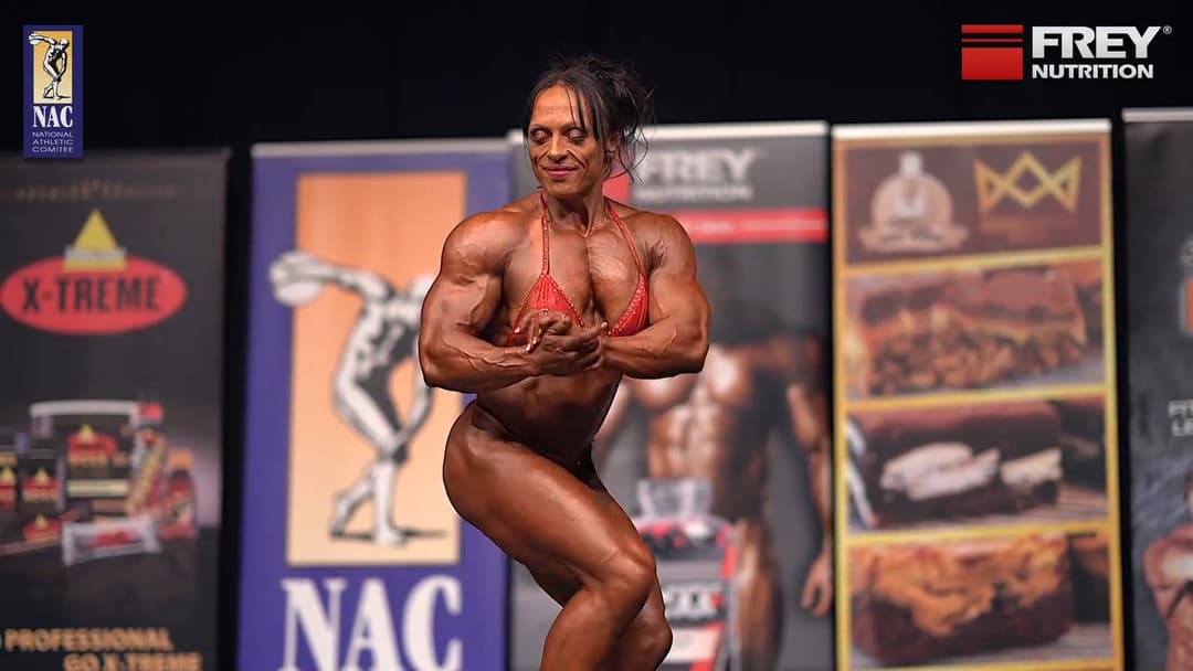 Click to view full size Spermatic muscular exhibition of Mrs Bailey