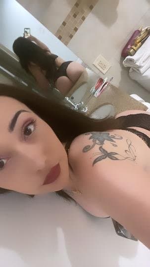 Click to view full size 26 year old Cuban Mya escort in Orange County ca