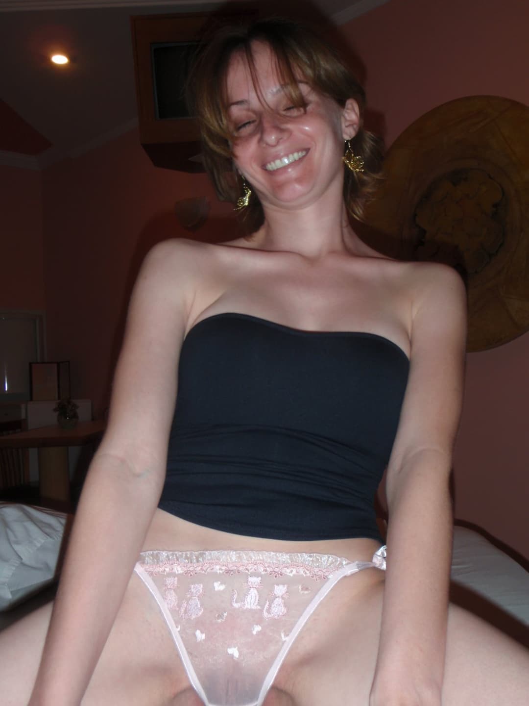 Click to view full size Mega, pack novia segunda parte filtrado puta zorra acabo en internet para vuestro placer