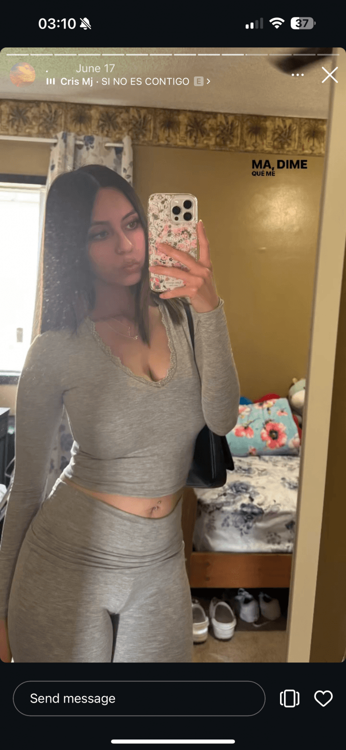 Click to view full size Latina teens