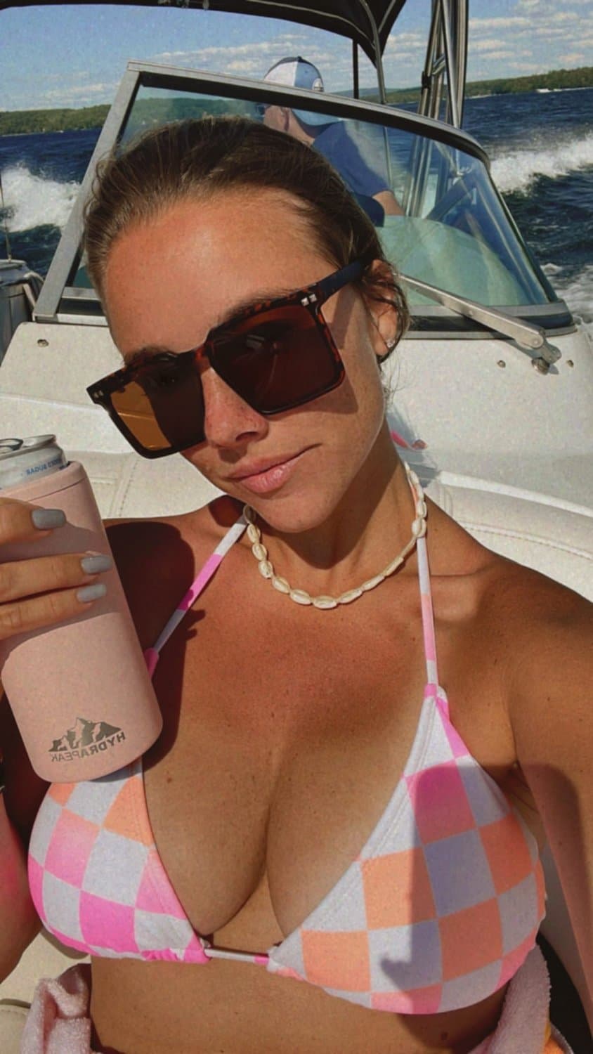 Click to view full size Big Tits Identical Triplets Websluts