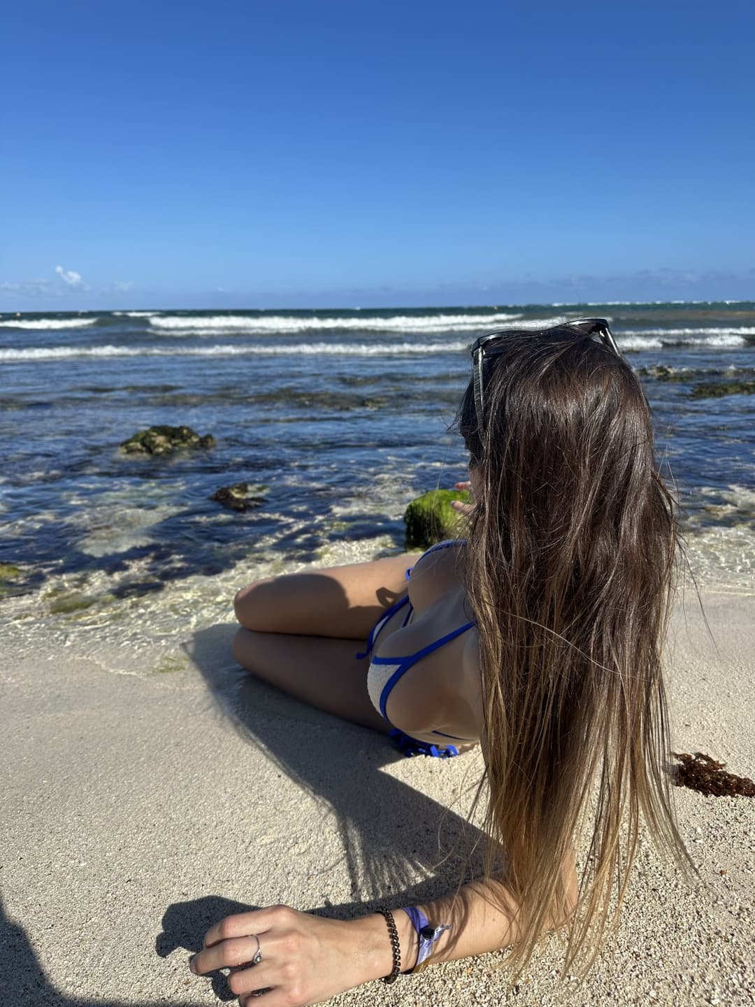 Click to view full size Laid out & ready to play