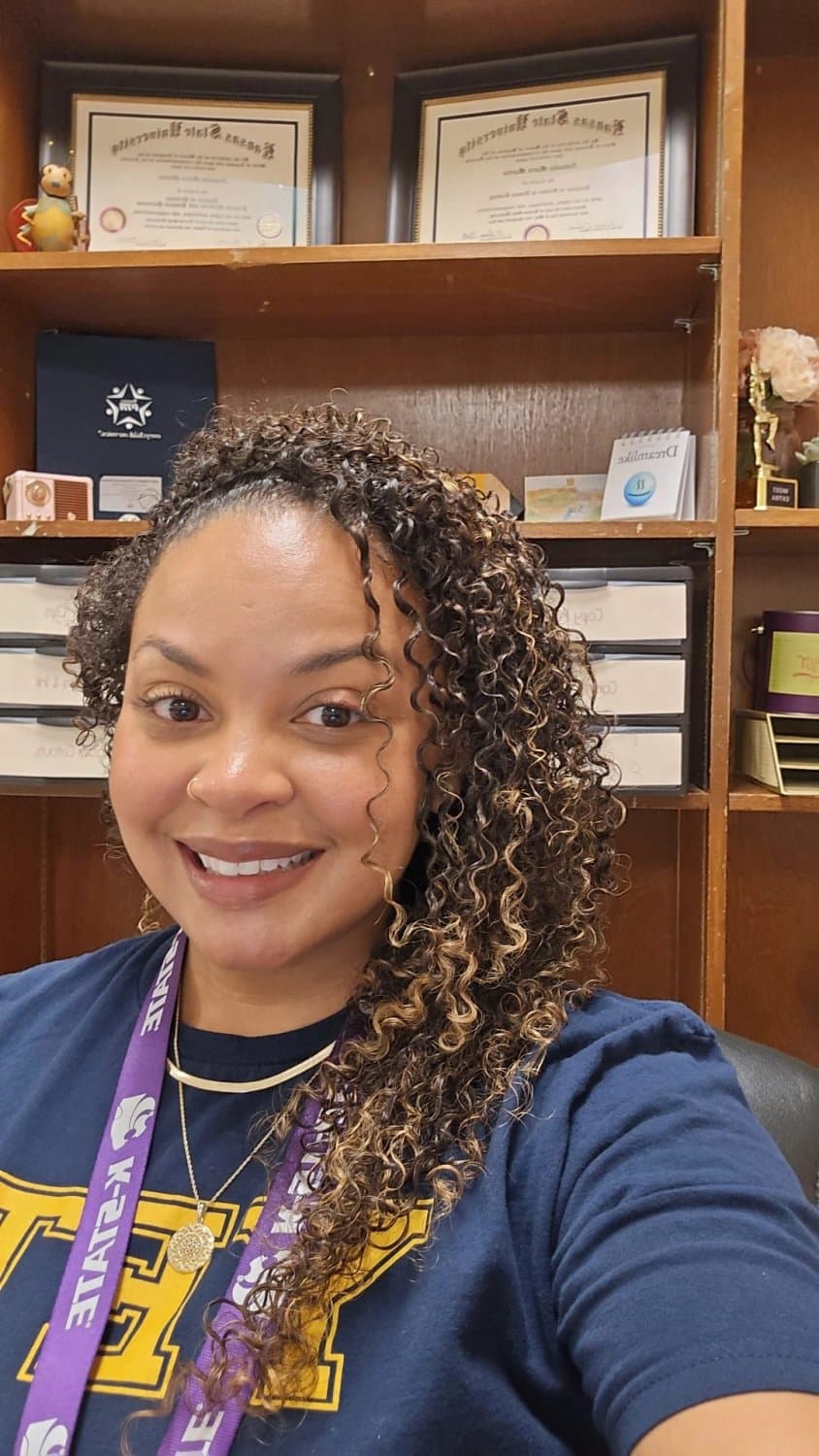 Click to view full size probably the hottest teacher ever