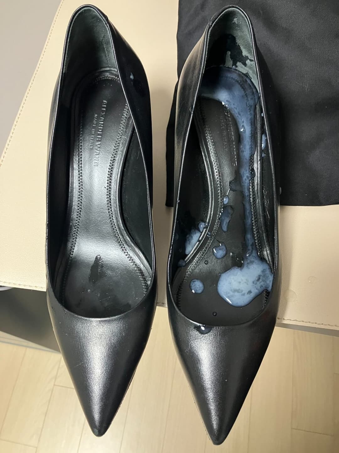 Click to view full size Chinese feet / socks / shoes.