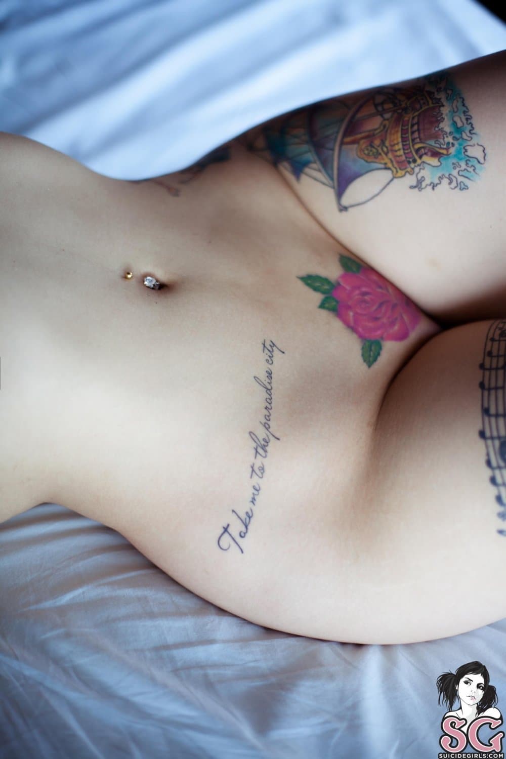 Click to view full size J33h G0d35s - Pleasure to Kill (Ago 19, 2015)