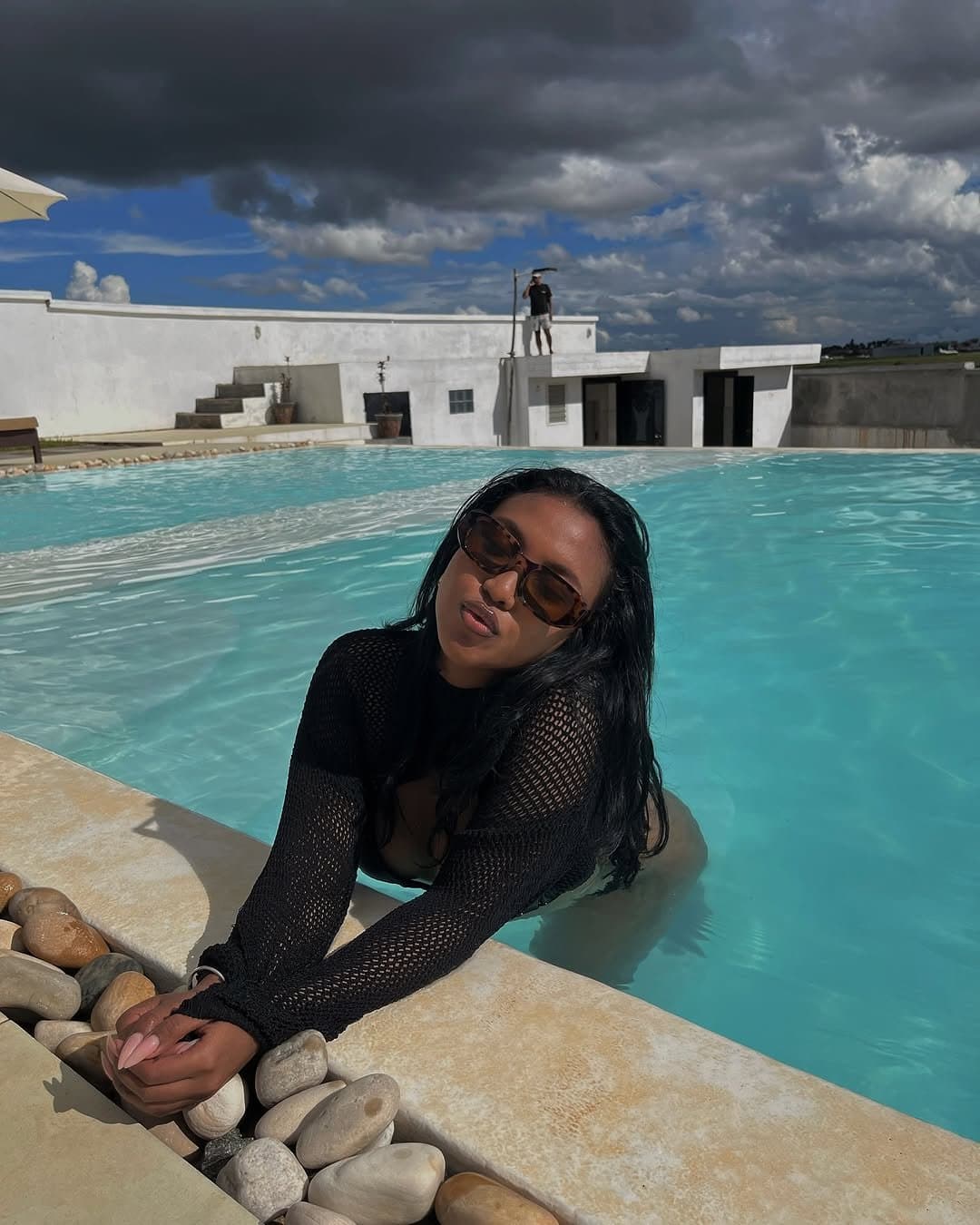 Click to view full size Ange kely