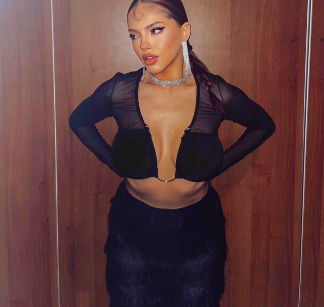 Click to view full size Bulgarian Celebrity Dara