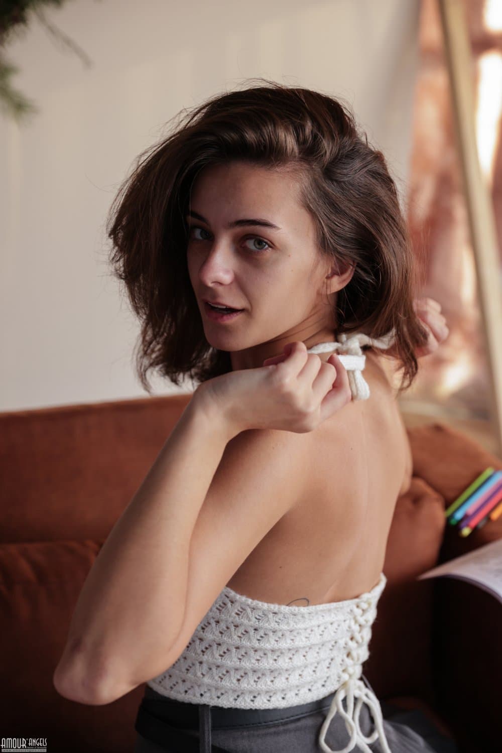 Click to view full size Slava - Presenting (Amour Angels full)