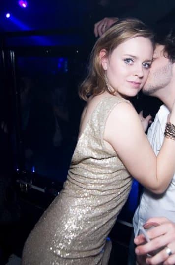 Click to view full size Dutch Slut Iris mathijssen begging to be recognized and used as fucktoy cumdump for strangers