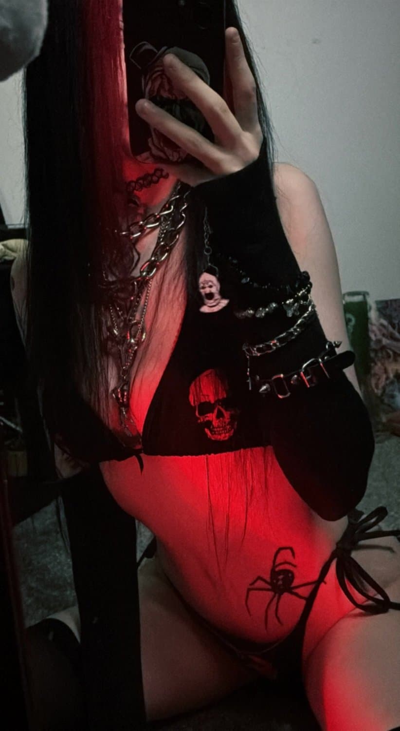 Click to view full size Darkness doesn’t hide me, it makes me shine