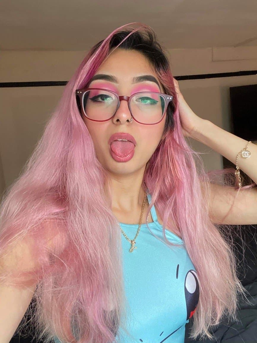 Click to view full size NRI Rich Horny Beautiful Naughty Wife Homemade Full Nude Dress Strip