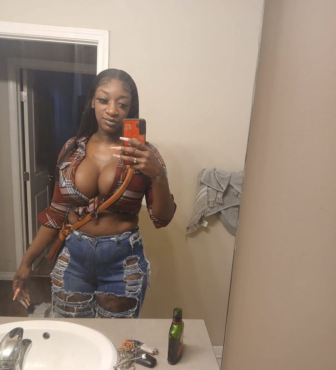 Click to view full size Gina Morris