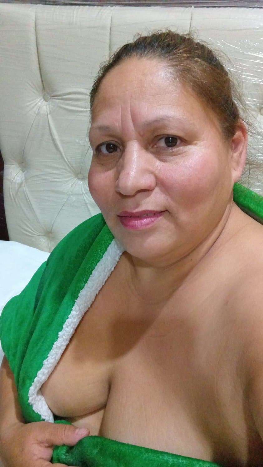 Click to view full size Latina Wife shared with BBC