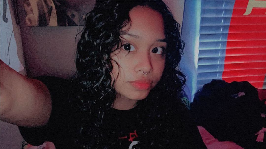 Click to view full size Ex coworker .. shes a lil freak who has a breeding kink