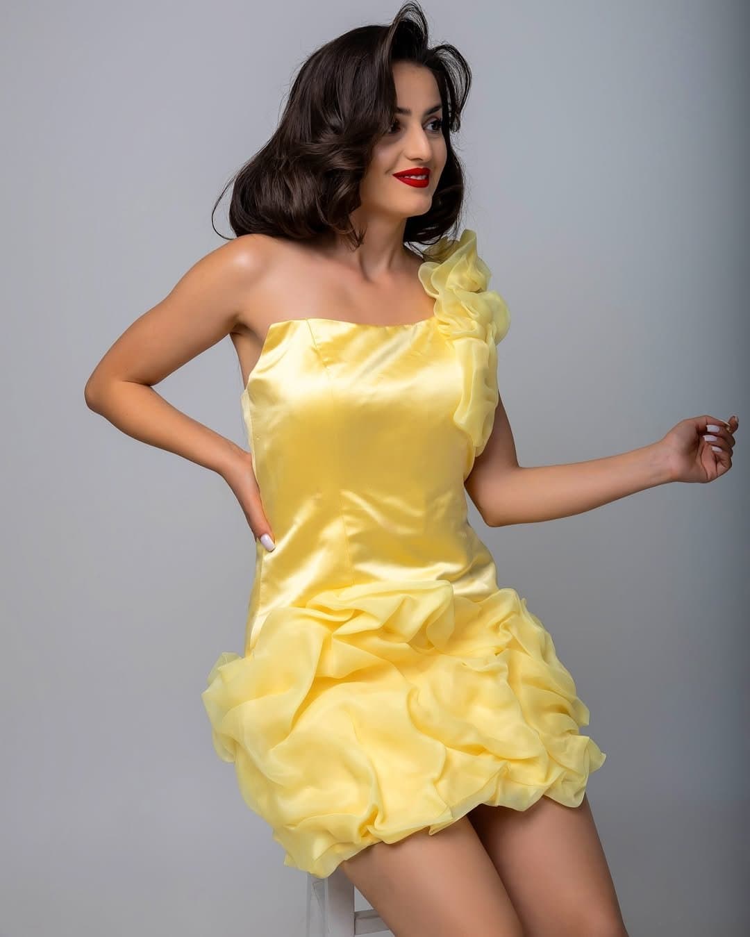 Click to view full size Armenian insta influencer I would like to fuck 24/7