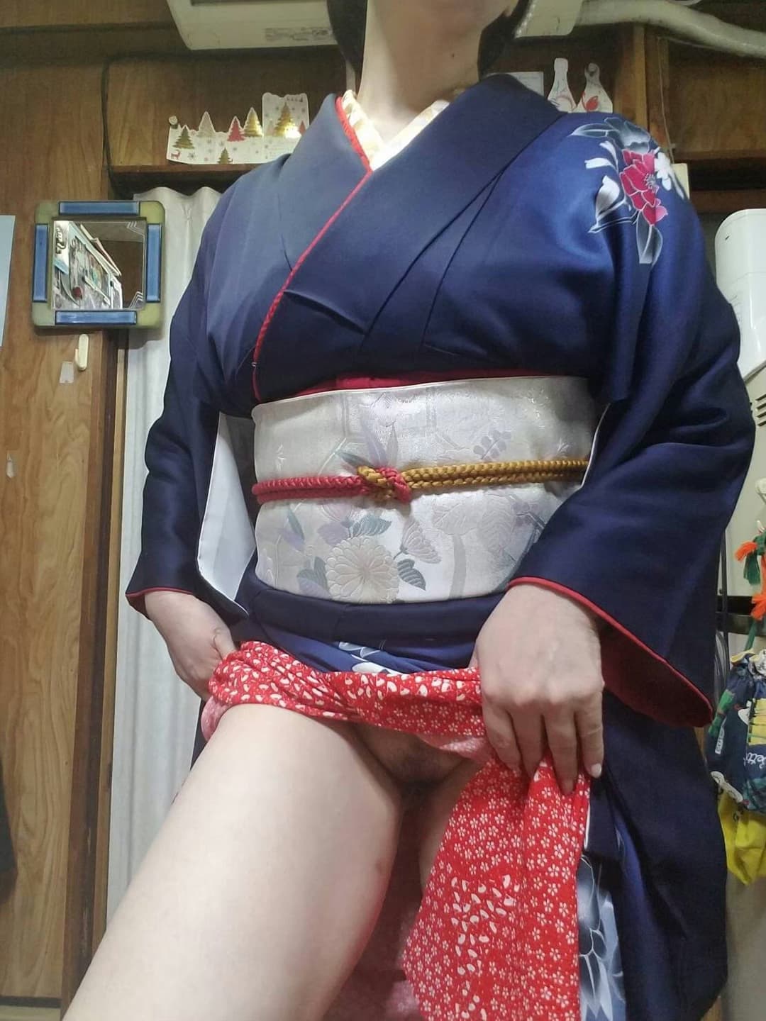 Click to view full size Japanese kimono