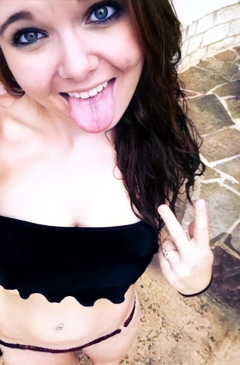 Click to view full size Mrs. Ashten Macklin 3rd Grade Teacher at Clark County Elementary School district in Baytown Texas