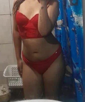 Click to view full size Lindas18??